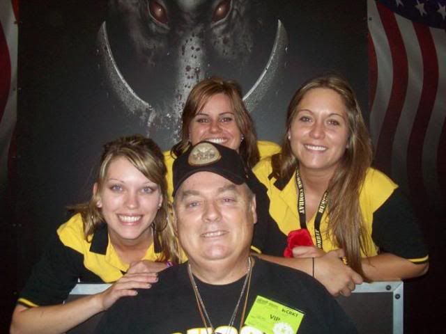[Linked Image from i184.photobucket.com]