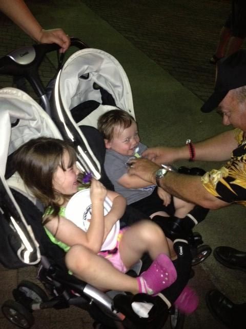 [Linked Image from i184.photobucket.com]