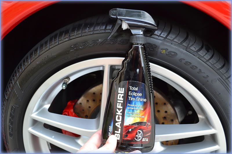 High gloss tire spray