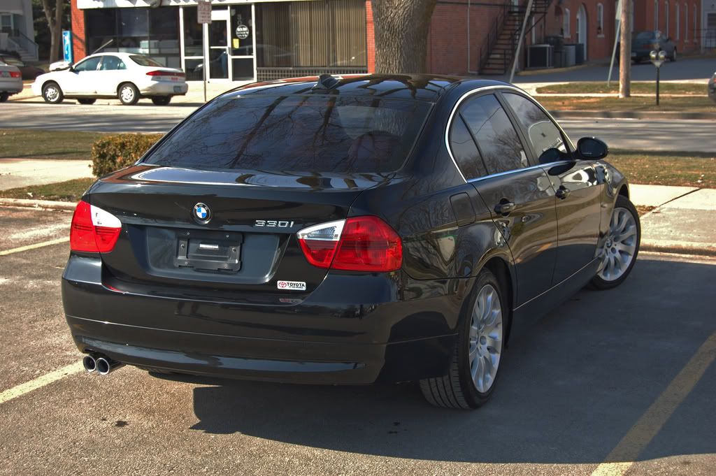 2006BlackBMW3306.jpg