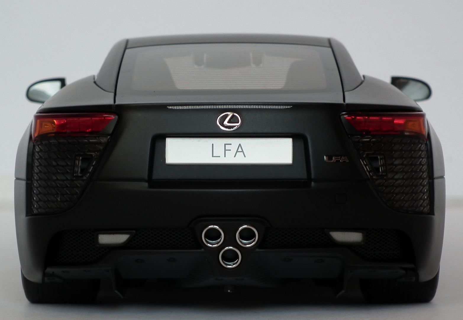 autoart lexus