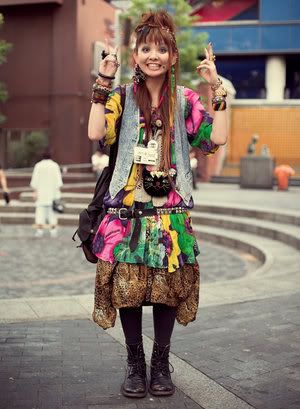 Japanese_Street_Fashion_by_hakanpho.jpg japan image by designergrace