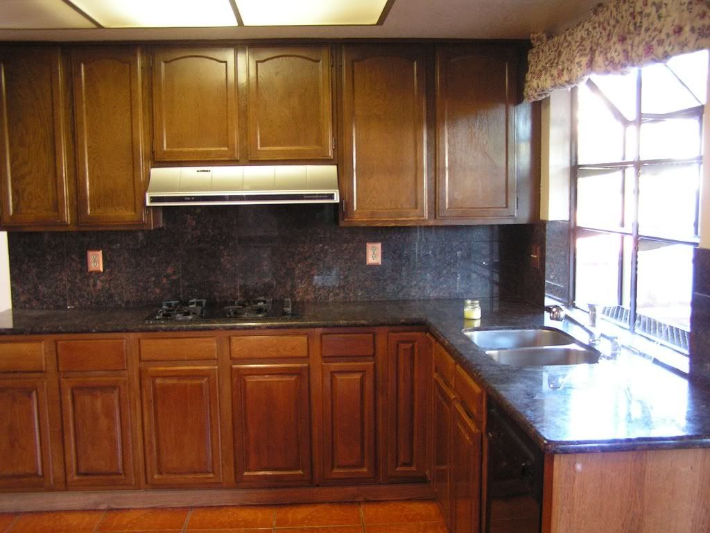 Kitchen Colors With Maple Cabinets