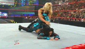 melbethroyal3.gif