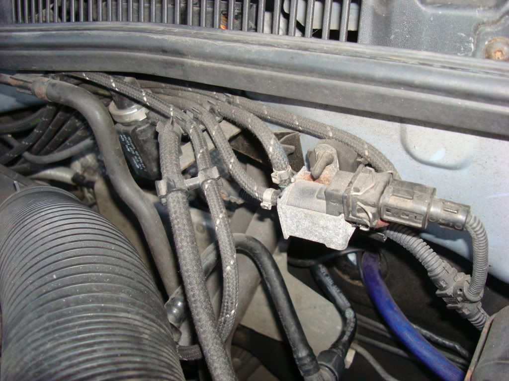 help needed vacuum pipe (pics added) MkIV (Mk4) Golf & Bora ukmkivs