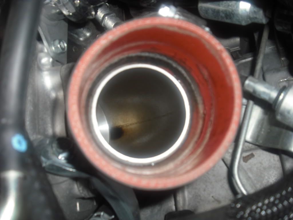 Discovered oil in my intake... Oil catch can required? Mitsubishi