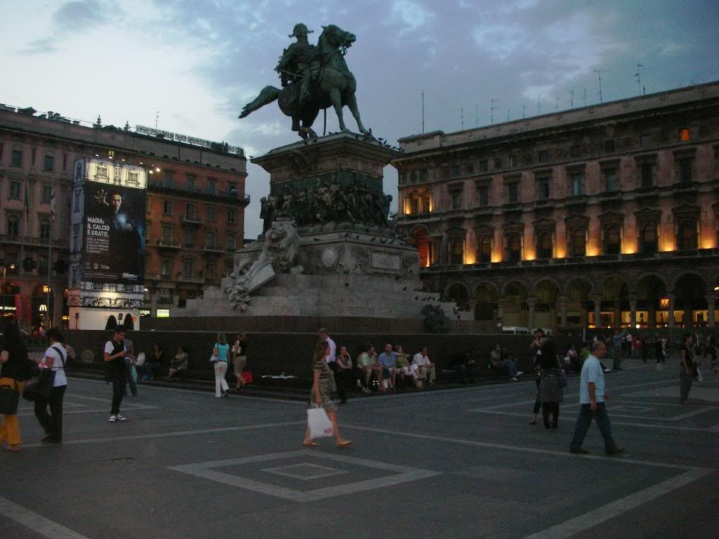 Milan City Plaza Duomo #3