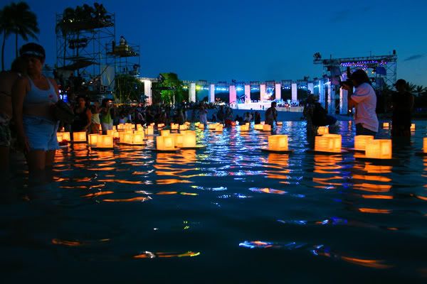 IMAGE: http://i184.photobucket.com/albums/x53/senoni/IMG_0532web.jpg