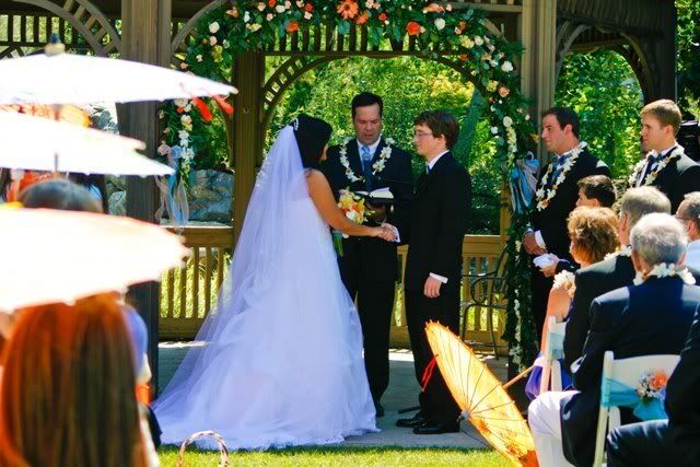 IMAGE: http://i184.photobucket.com/albums/x53/senoni/_MG_0443web.jpg