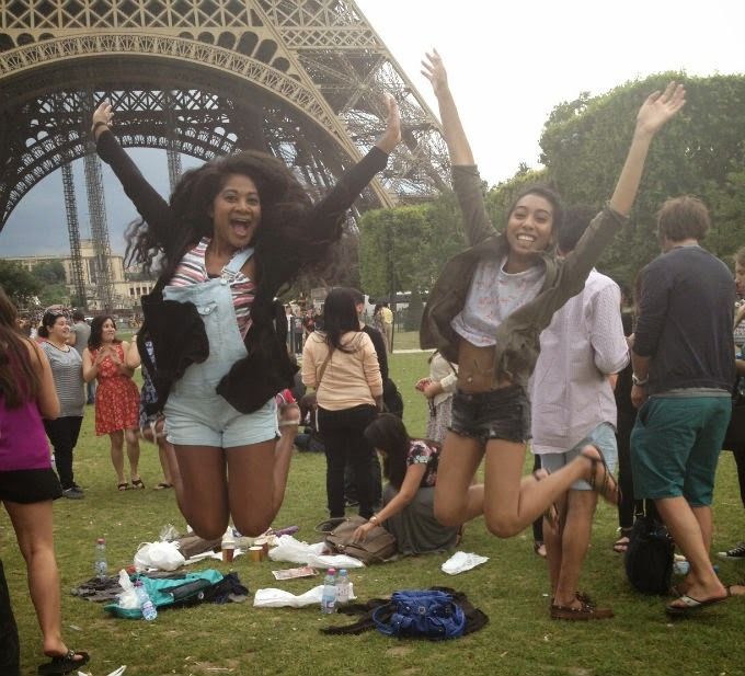 eiffel tower picnic