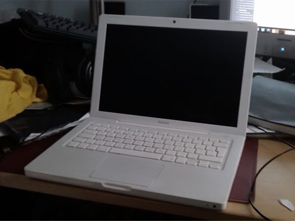 http://i184.photobucket.com/albums/x123/galiorix/apple1.jpg http://i184.photobucket.com/albums/x123/galiorix/apple1.jpg