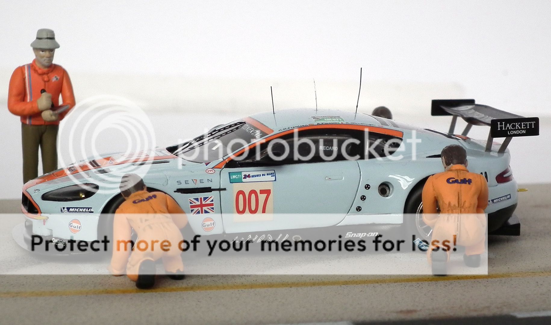 True Scale Minatures Team Gulf Racing Figurines | DiecastXchange Forum